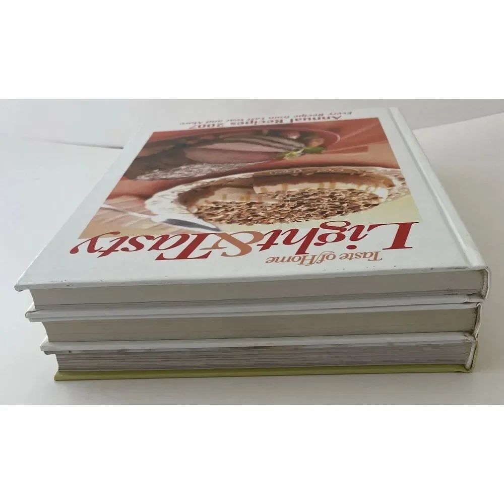 Taste of Home's Light & Tasty 2004-2007 & Healthy Cooking 2009 - Lot of 3-HC